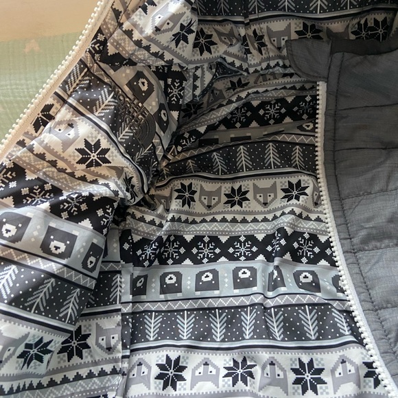 Baby Reversible ThermoBall™ Hooded Down Jacket 6-9months - Picture 2 of 4